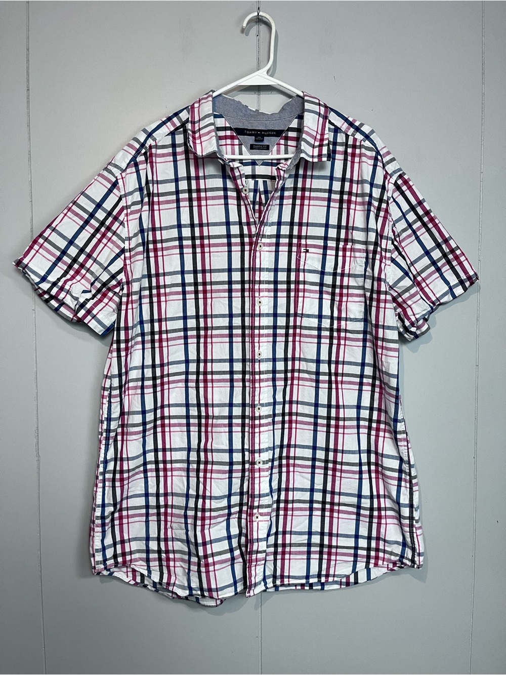 Tommy Hilfiger Men’s XXL Classic Fit Plaid Short Sleeve Button-Up Shirt